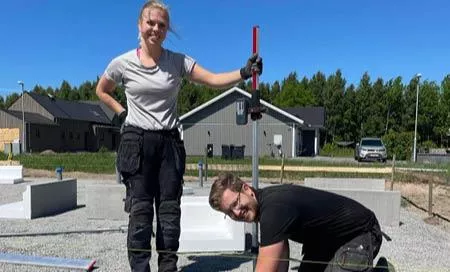 Från grund till färdigt hus