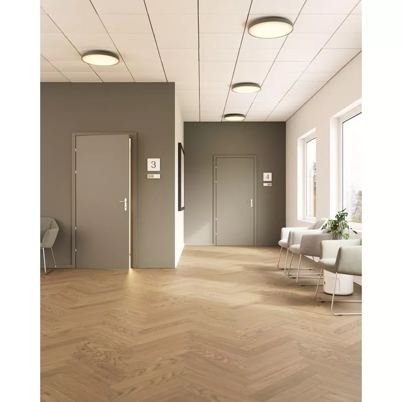 Härdat trägolv fiskben ek