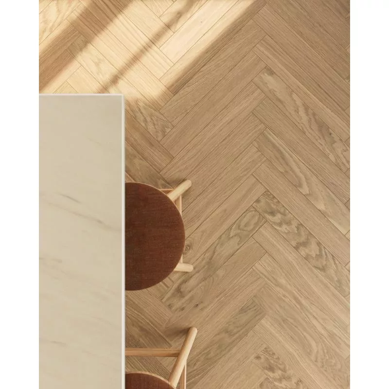 Härdat trägolv fiskben ek