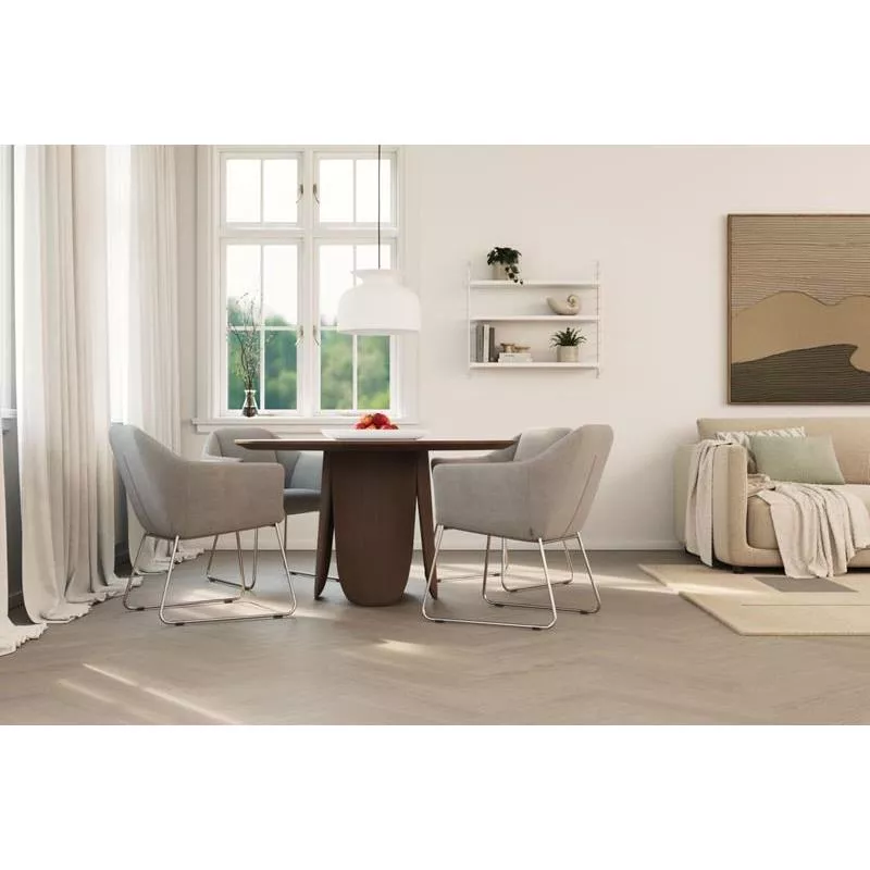 Härdat trägolv fiskben ek