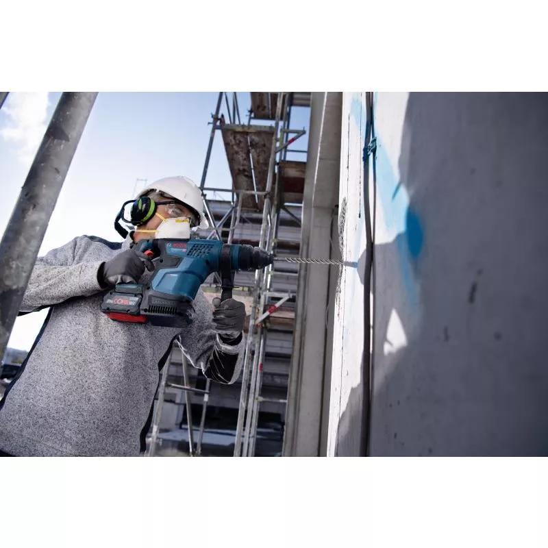 BORRHAMMARE GBH 18V-34 C SOLO CASE