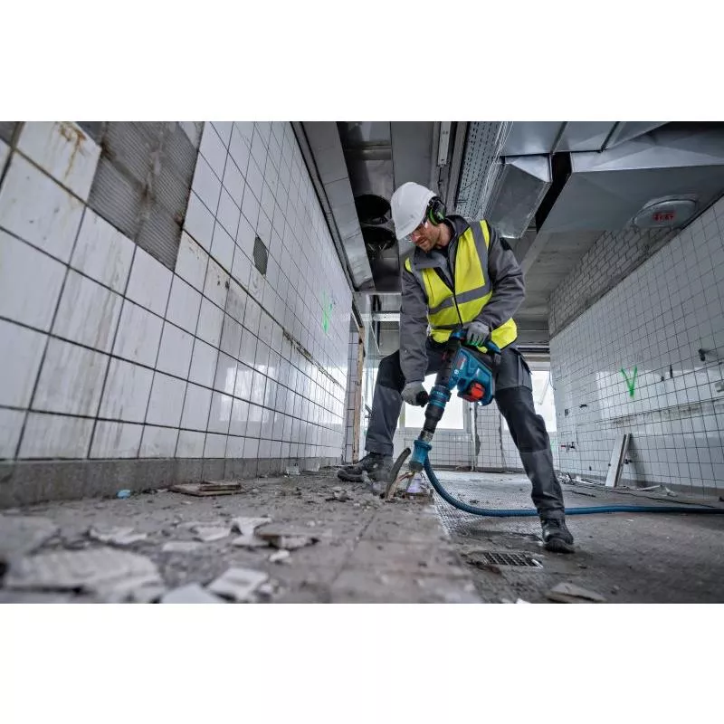 BORRHAMMARE GBH 18V-40C 2X8AH PC