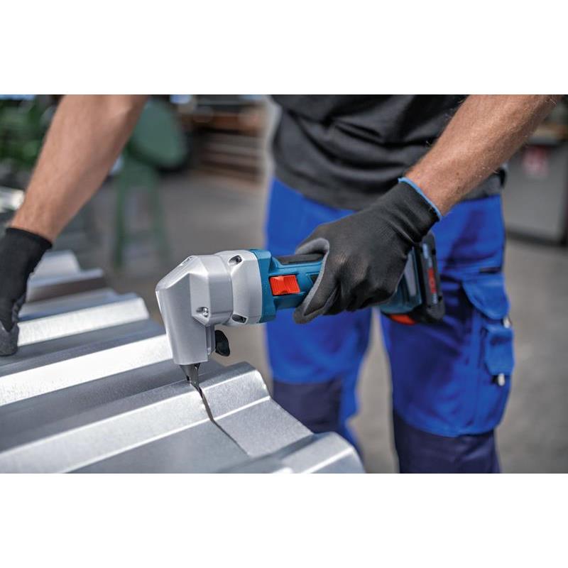 NIBBLARE GNA 18V-16 E 2X4,0AH PC