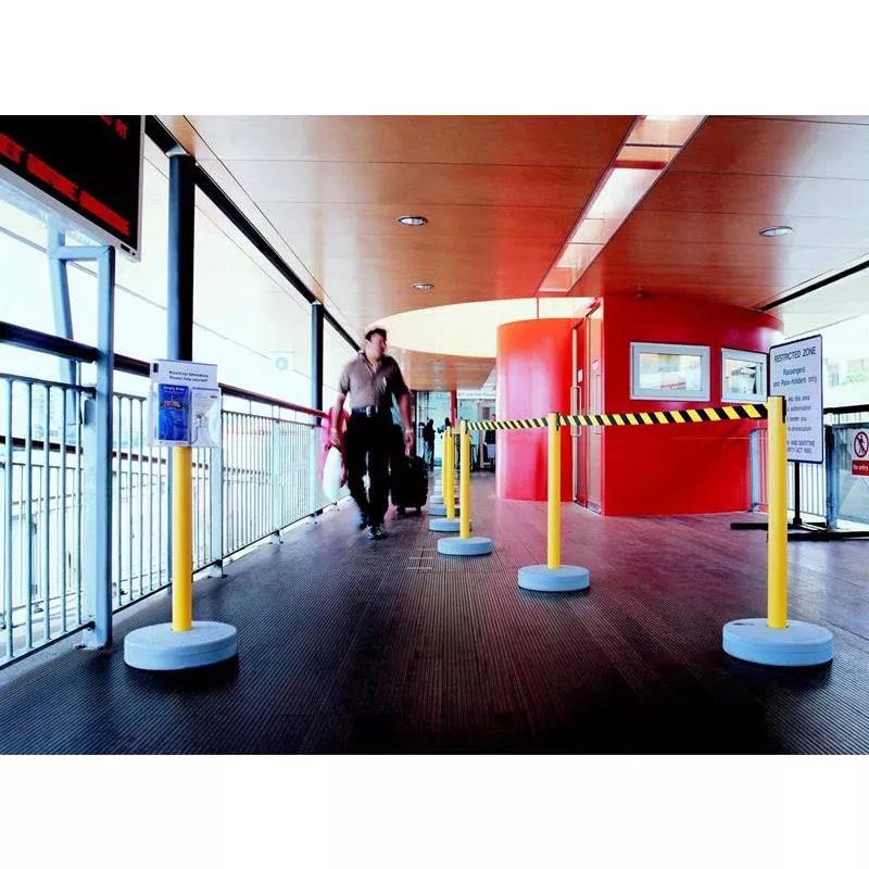 AVSPÄRRNINGSSTOLPE UTOMHUS