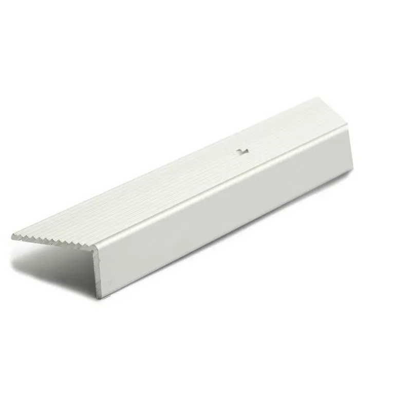 Trappkantslist A33